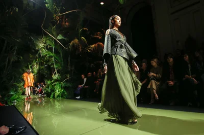 Look 17